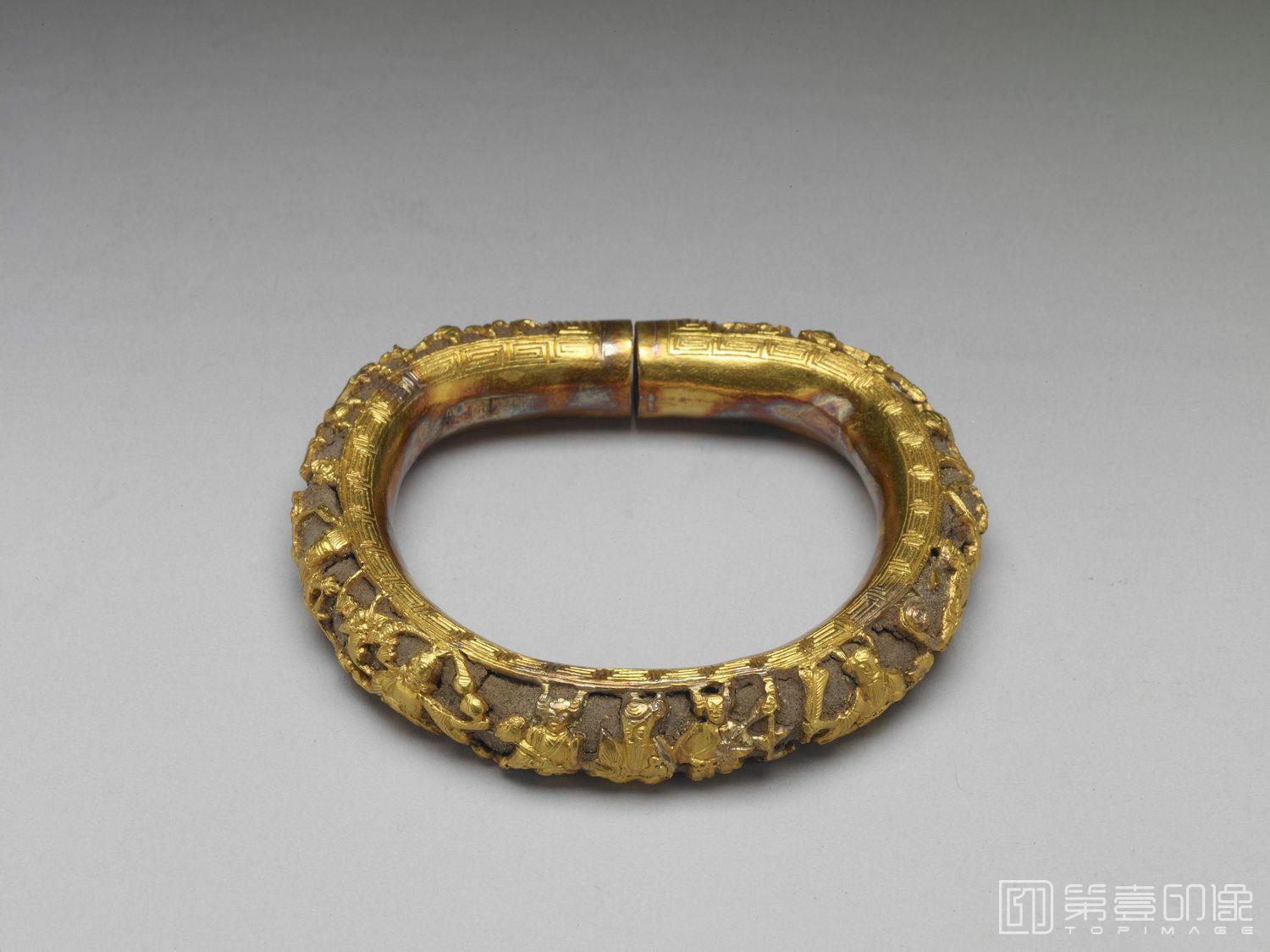 摄影-不详-公元1644-1911年 仙翁与八仙空花金套伽楠香镯-长外径8.8cm 长内径7.8cm 环径0.8cm 内径6cm