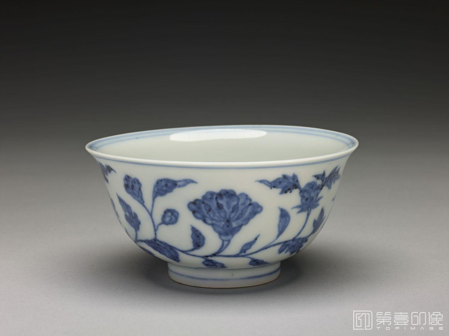 摄影-公元1403-1424年 青花四季花卉纹碗-高5.5cm 口径11.1cm 底径4.4cm