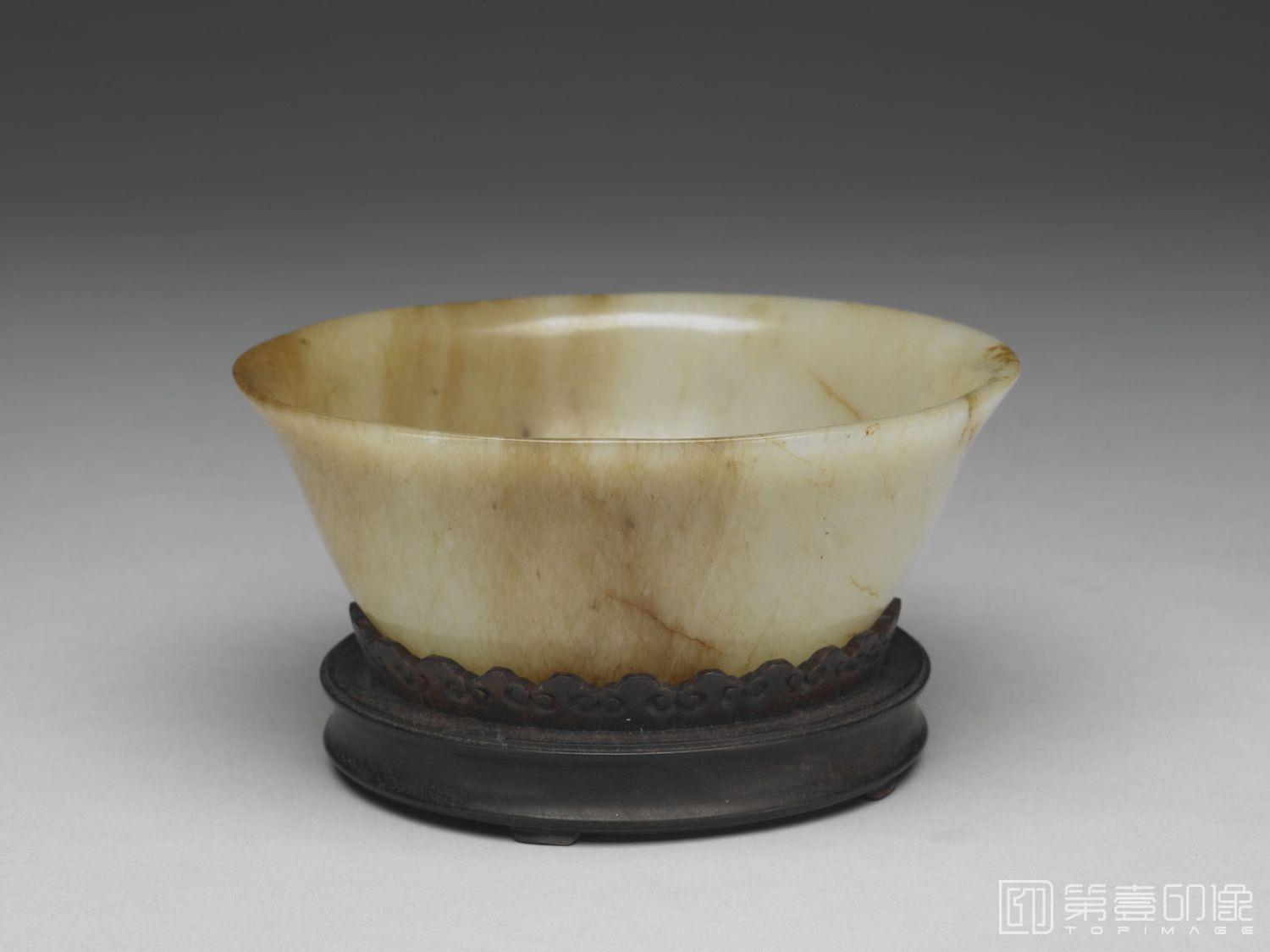 摄影-玉撇口-径12.1cm
