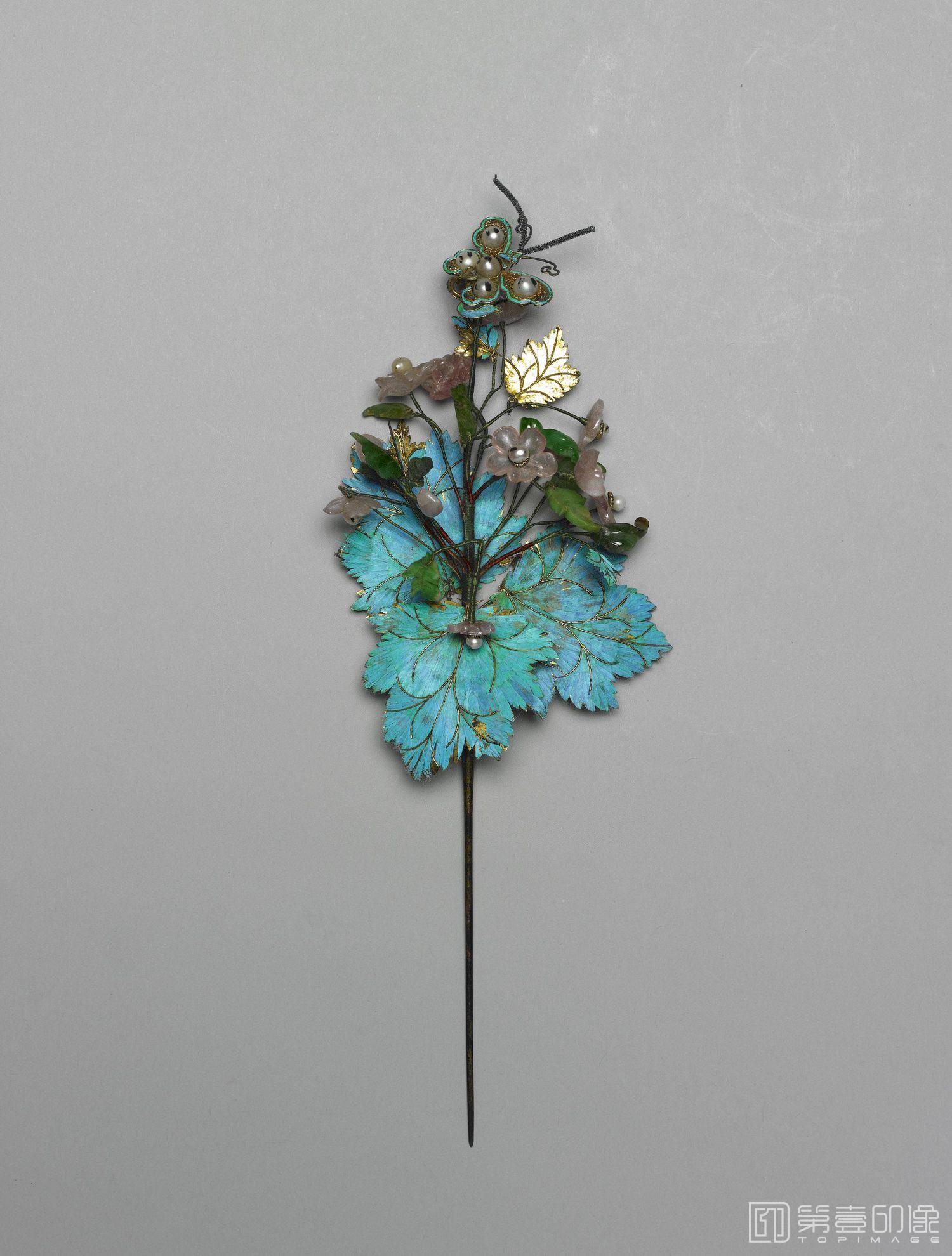 摄影-清-公元1644-1911年 点翠珠花簪-全长22.5cm 宽10cm