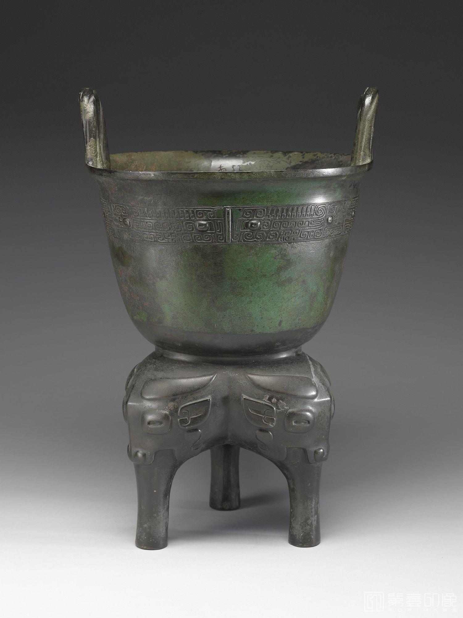 摄影-卯必甗-通高47.6cm 腹深29.9cm 口径30.2cm 腹围81cm