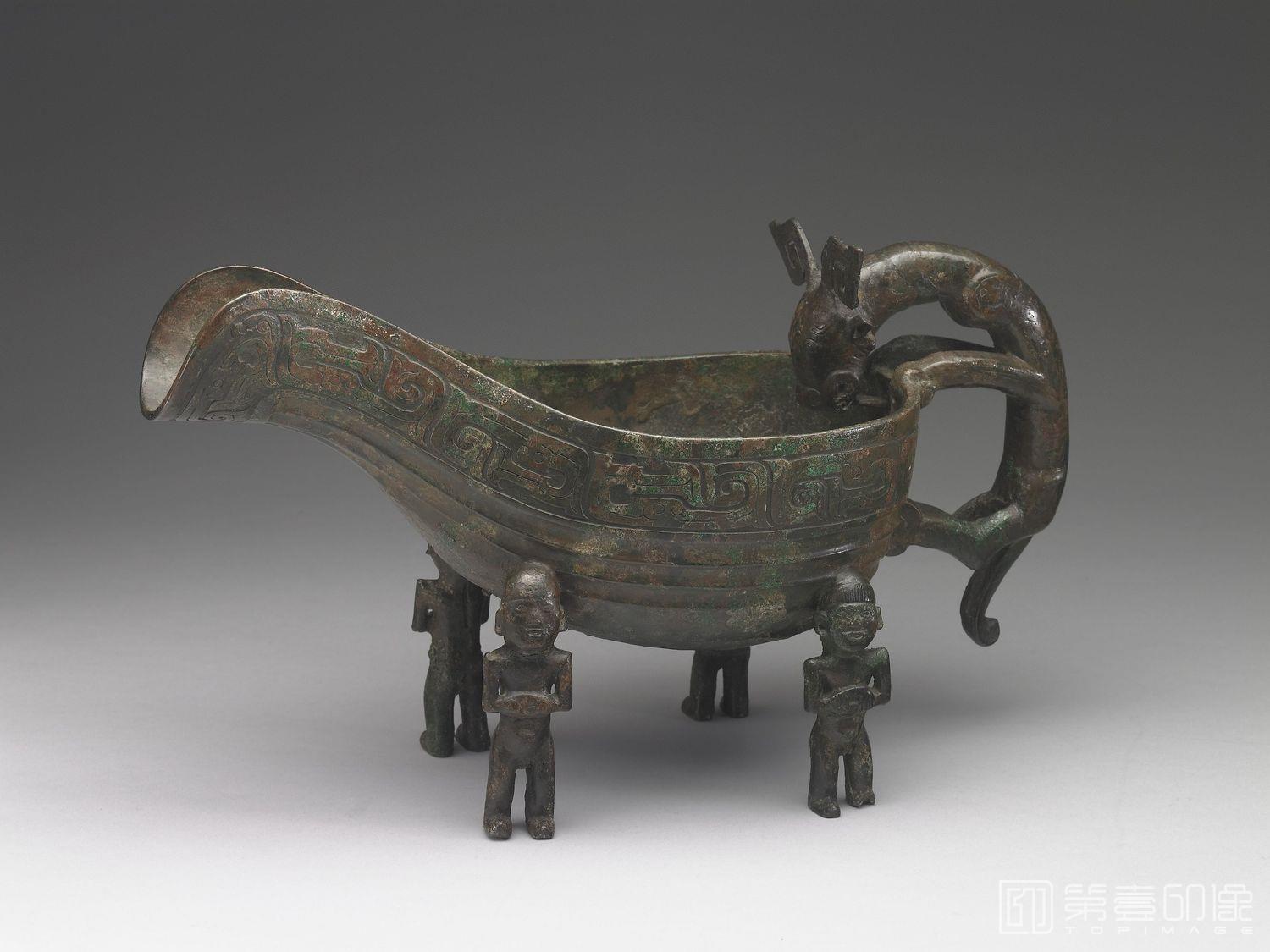 摄影-公元前9-前8世纪 人足兽鋬匜-高24.5cm