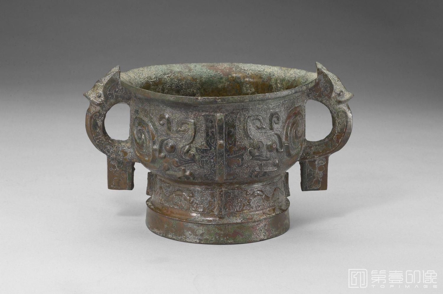 摄影-象纹簋-宽25.7cm 高10.4cm 口19.2cm 底14.1cm