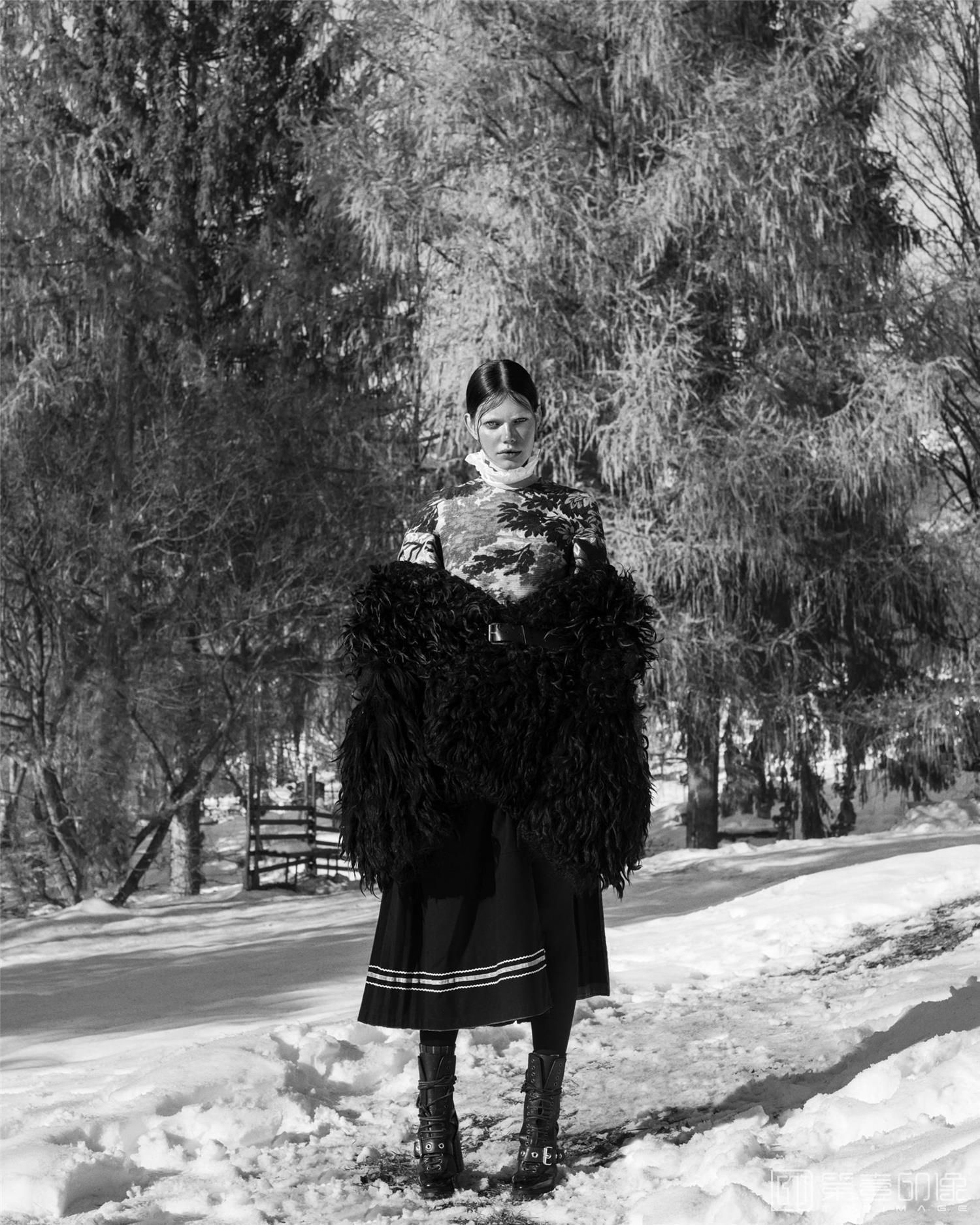 摄影-Elizaveta Porodina 伊丽莎夫塔·保罗迪娜 摄影作品集-0553